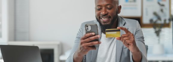Pourquoi et comment utiliser une carte bancaire rechargeable