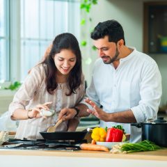 Économiser en cuisinant soi-même : recettes simples et bon marché