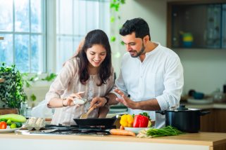 Économiser en cuisinant soi-même : recettes simples et bon marché